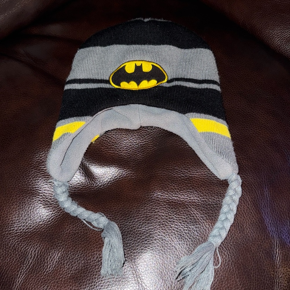 Toddler Batman boys hat one size fits all guc